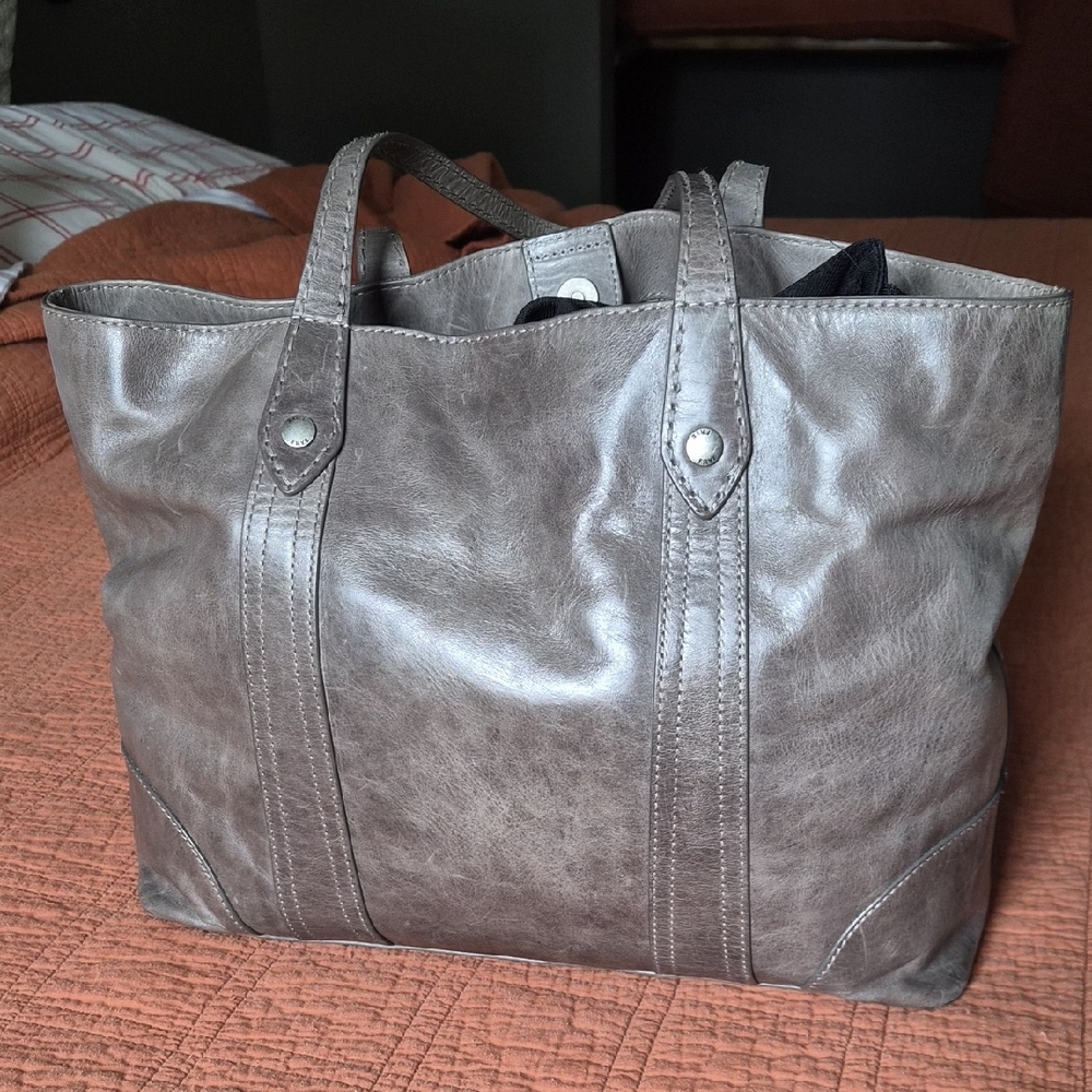 Frye Melissa Shopper